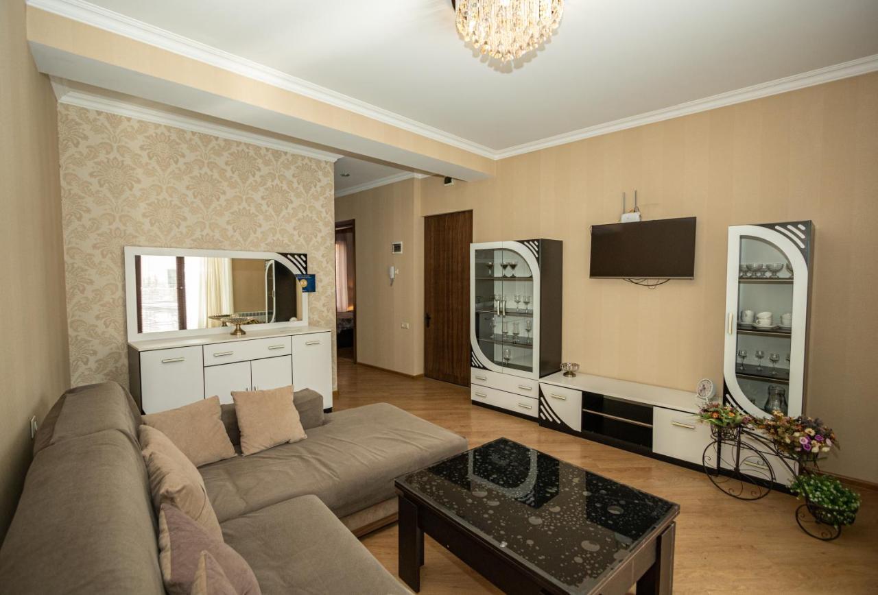 Brand New Apartment With Terrace Tbilisi Eksteriør billede