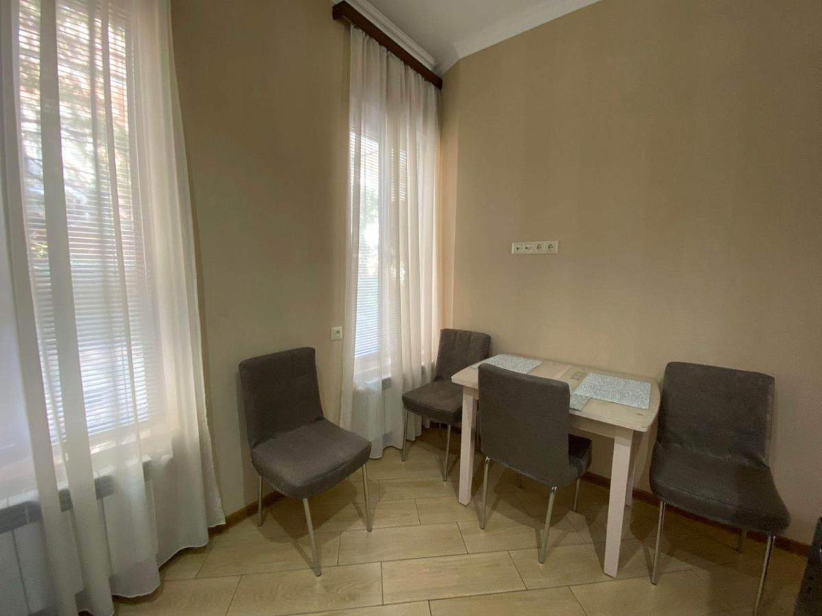 Brand New Apartment With Terrace Tbilisi Eksteriør billede
